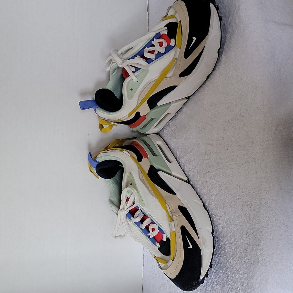 Nike Air Max Furyosa women's size 9 tennis shoes - Picture 9 of 16